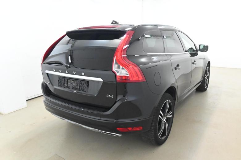 Volvo XC60 2.0 D4 Aut. Luxury LED-Xenon Virtual Navi Leather Camera Klima PDC ... #4