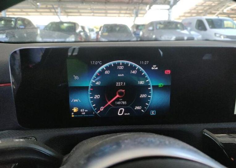 Mercedes A 180 d AMG LED Widescreen Navi Sport-Leather-Alcantara Camera KeylessStart Klima PDC ... #6
