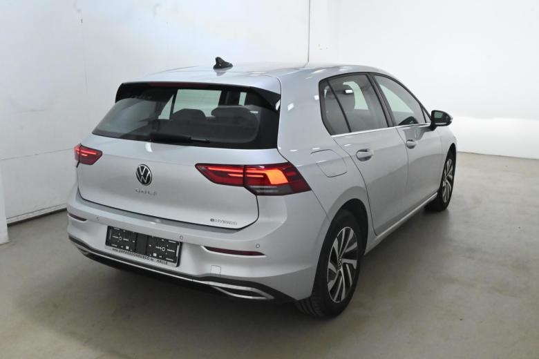 Volkswagen Golf 1.4 E-Hybrid Style Aut. Matrix Navi CarPlay Sport-Leather-Alcantara Klima PDC ... #5