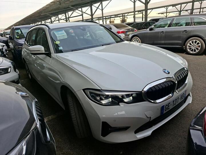 BMW 318 d Lounge LED LC-Pro CarPlay Navi Klima PDC ... #2