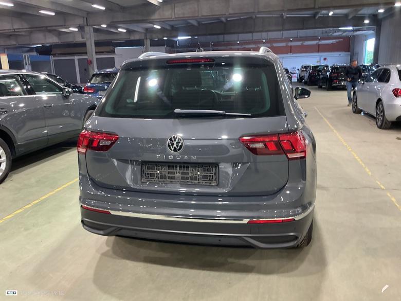 Volkswagen Tiguan 2.0 TDI Active LED-Matrix Virtual CarPlay Navi Camera Klima PDC ... #4