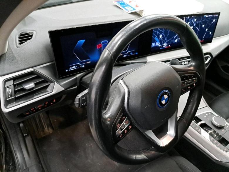 BMW 320e Facelift Aut. LED CarPlay Navi Camera Klima PDC ... #3