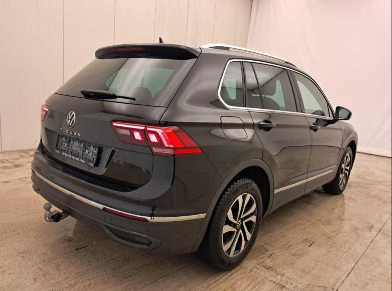 Volkswagen Tiguan 1.5 TSI Active Pano Virtual Aut. LED CarPlay Navi Klima PDC ... #3