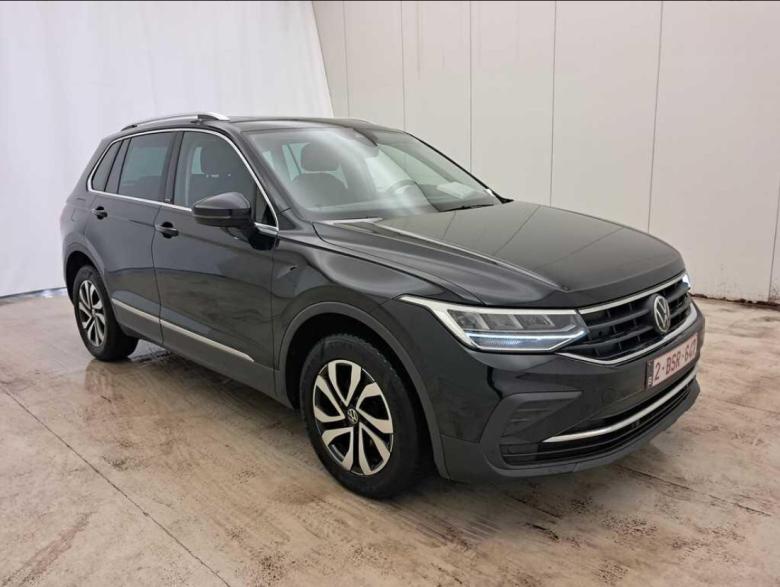 Volkswagen Tiguan 1.5 TSI Active Pano Virtual Aut. LED CarPlay Navi Klima PDC ... #2