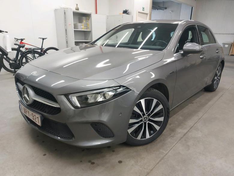 Mercedes A 250 e Aut. LED Widescreen CarPlay Navi Sport-Leather Klima PDC ... #1