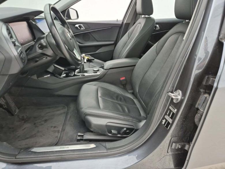 BMW 116 d Pano LC-Pro LED Leather Navi Klima PDC ... #6