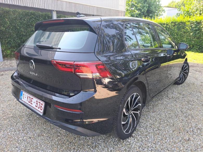 Volksvagen Golf 1.5 TSI 1st Edition Pano Matrix-LED CarPlay Navi Leather Klima PDC ... #3