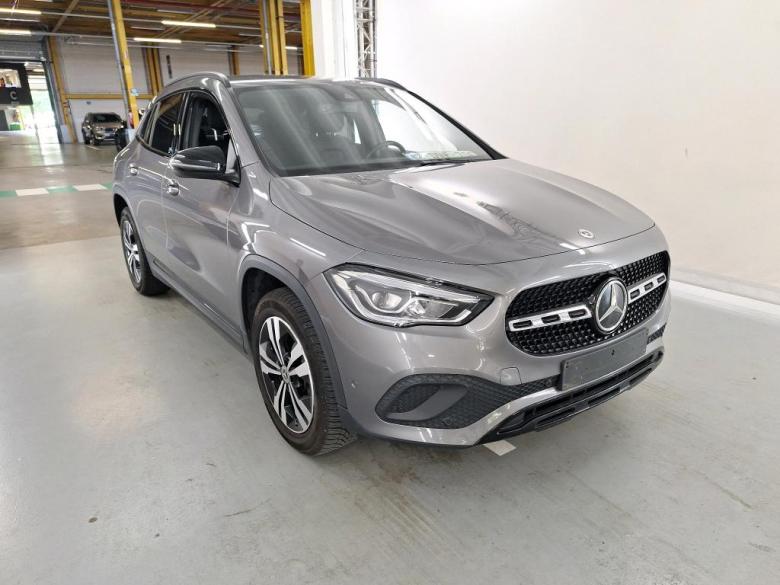 Mercedes GLA 180 d Progressive Aut. Widescreen LED Navi Sport-Leather Klima PDC ... #2