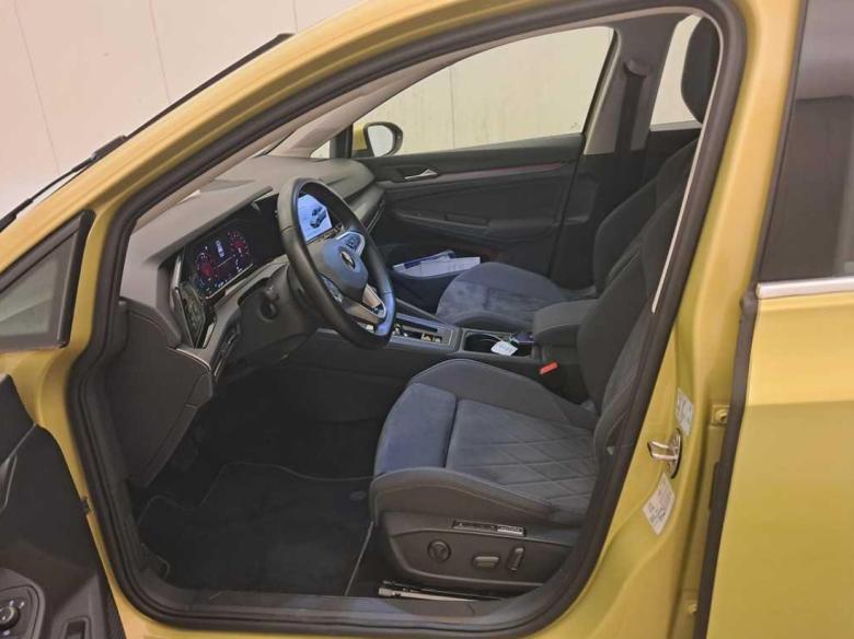 Volkswagen Golf 1.4 E-Hybrid Style Aut. Matrix Navi CarPlay Sport-Leather-Alcantara Klima PDC ... #6