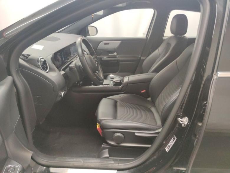 Mercedes GLA 180 d Aut. Widescreen LED Hi-Fi Navi 1/2 Sport-Leather Camera Klima PDC ... #5