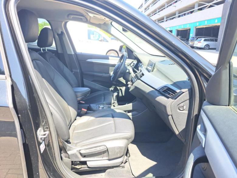 BMW X1 sDrive18i Navi Leather Klima PDC ... #5